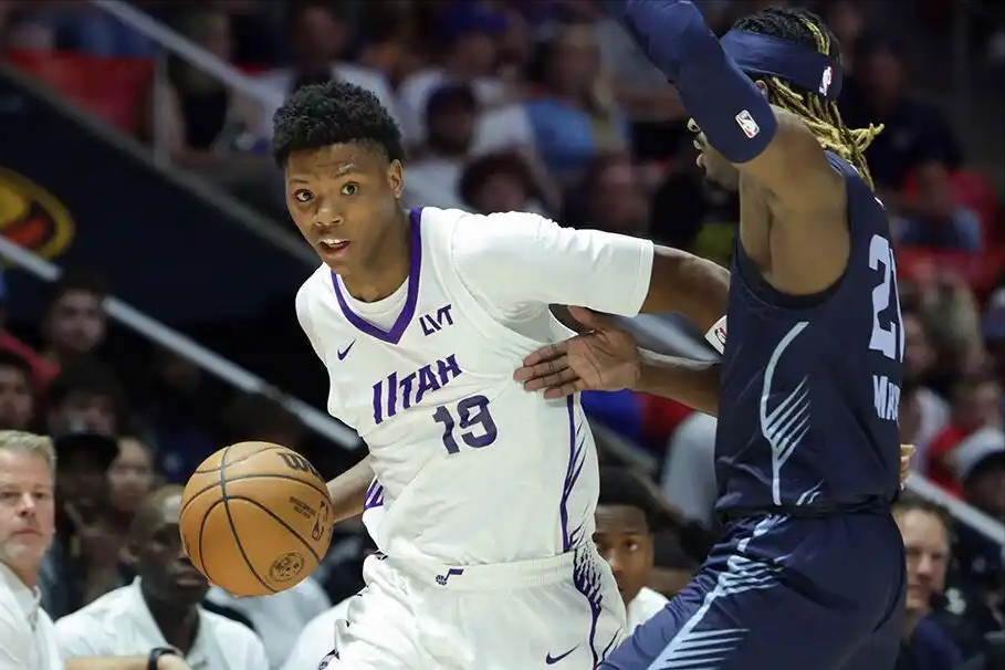 酷似麦迪!“刺头”贝利砍18+7+3断获全美好评,专家:有资本狂妄