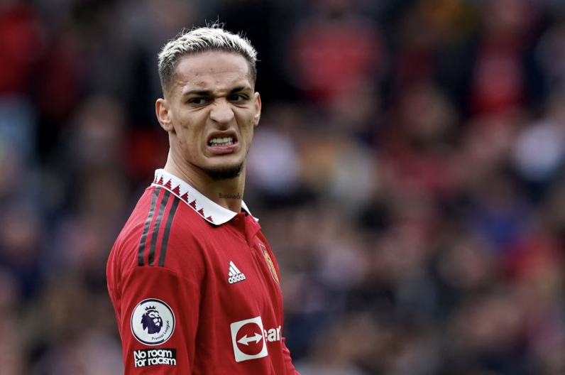 😨盘点五大联赛高价水货引援:皇萨多次被坑,切尔西曼联当仁不让