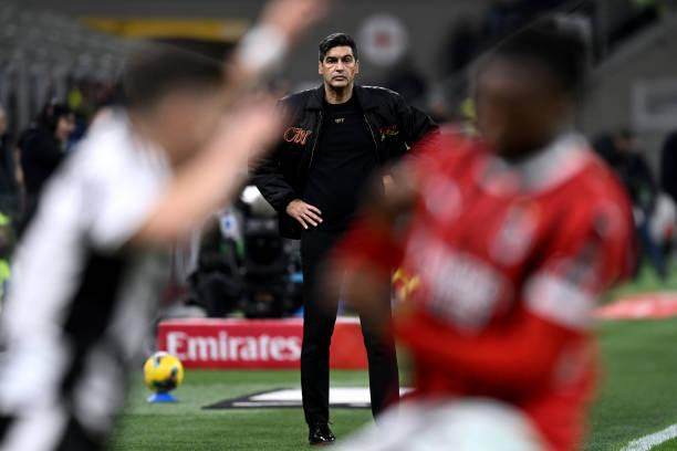 1732413308648015781.jpg 开云官网-【现场】催眠大战米兰主动缴械,圣西罗万人嘘丰塞卡