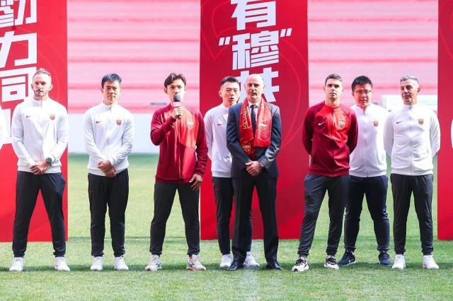 1712390797270039776.jpg 穆斯卡特:我不是一个人在战斗 团队协作非常重要