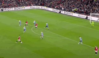 开云入口-【英超】拉什福德制胜球，曼联主场1比0布伦特福德