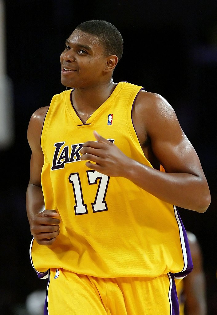 勇士三位新秀跻身历史最年轻夺冠榜单，魔术师新秀FMVP传奇居首