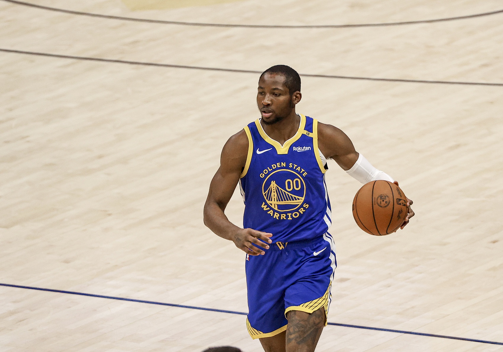 勇士三位新秀跻身历史最年轻夺冠榜单，魔术师新秀FMVP传奇居首