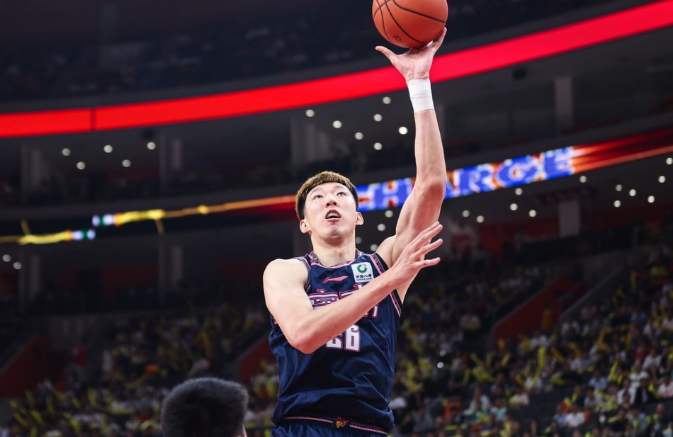 开云-宏远队史千胜,马尚的一句话引发粤迷深深共鸣,却让周琦自残形愧