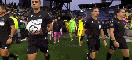 开云APP-纳什维尔0-0迈阿密国际，梅西机会寥寥，法尔孔伤退